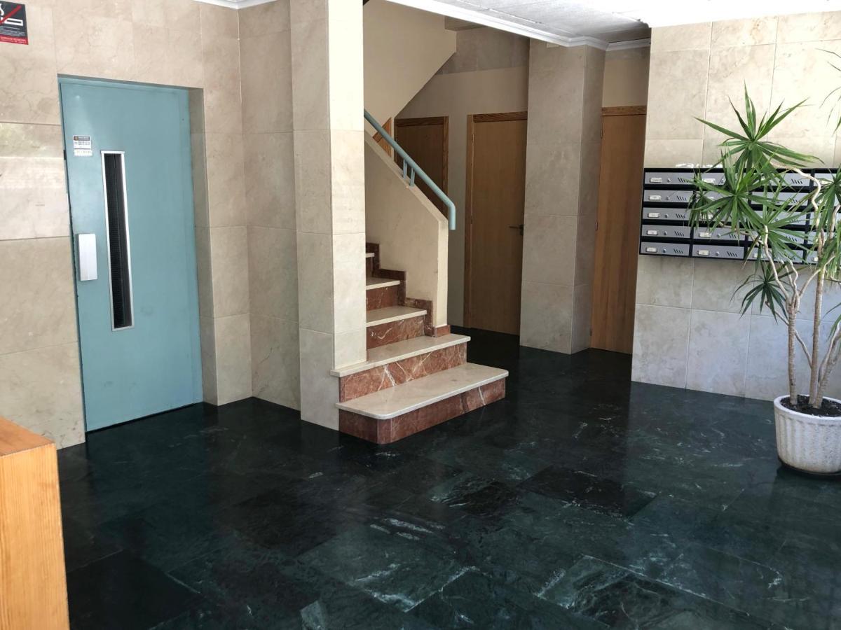 Holiday Apt Niza 10B Бенидорм Екстериор снимка