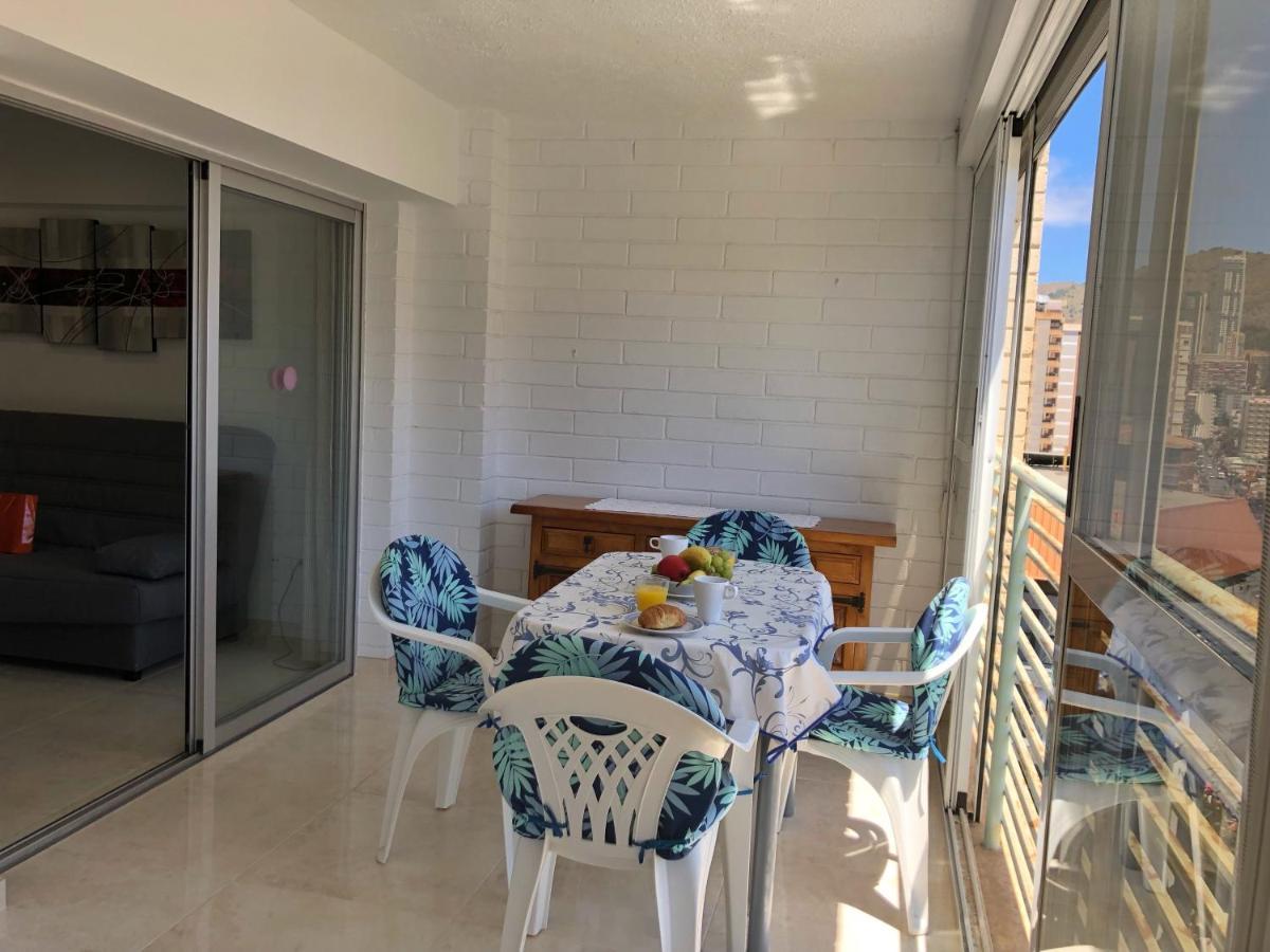 Holiday Apt Niza 10B Бенидорм Екстериор снимка