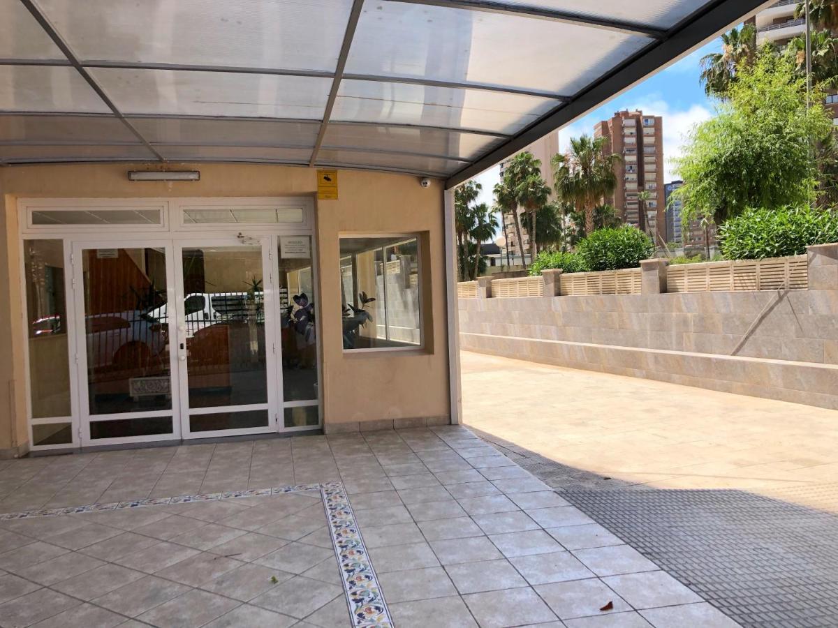 Holiday Apt Niza 10B Бенидорм Екстериор снимка