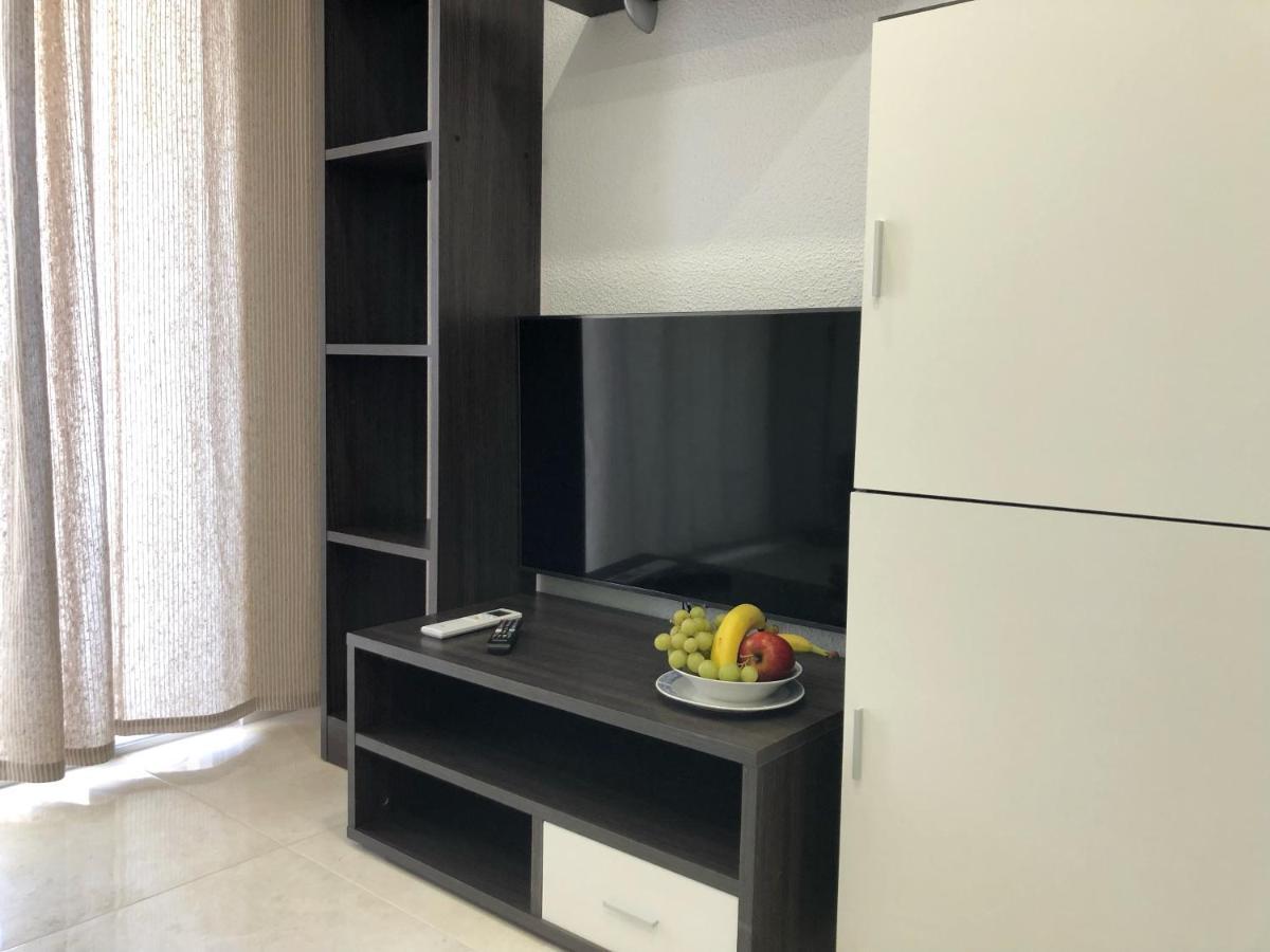 Holiday Apt Niza 10B Бенидорм Екстериор снимка