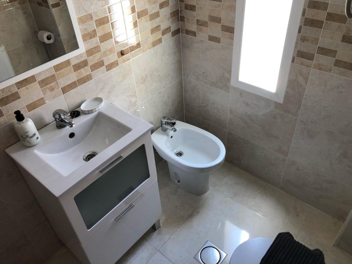 Holiday Apt Niza 10B Бенидорм Екстериор снимка